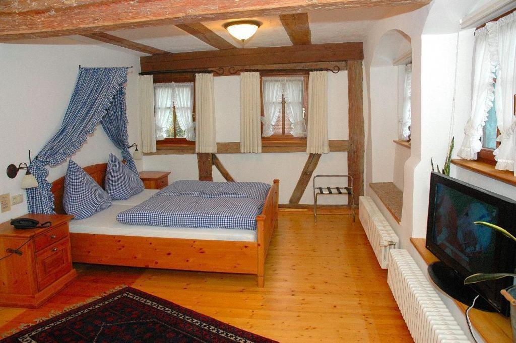 Landhaus Zum Falken Tauberzell Esterno foto